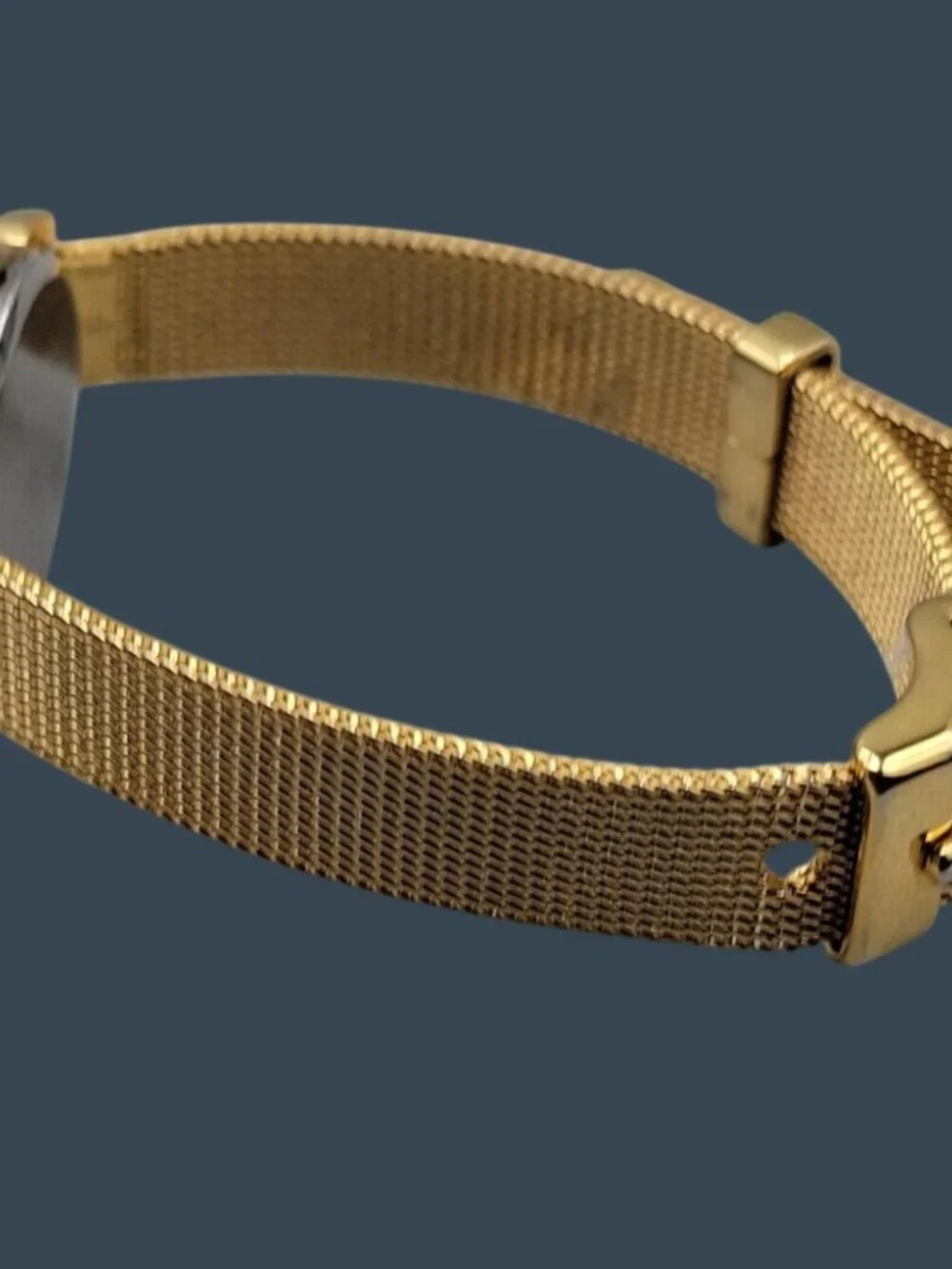 Vintage Shannons Ladies Watch Gold Tone Mesh Band Polished Case 20.5mm 7